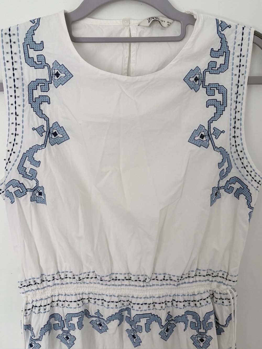 Zara Grecian Inspired White and Blue Embroidered Sleeveless Midi Dress NWOT - Picture 4 of 14